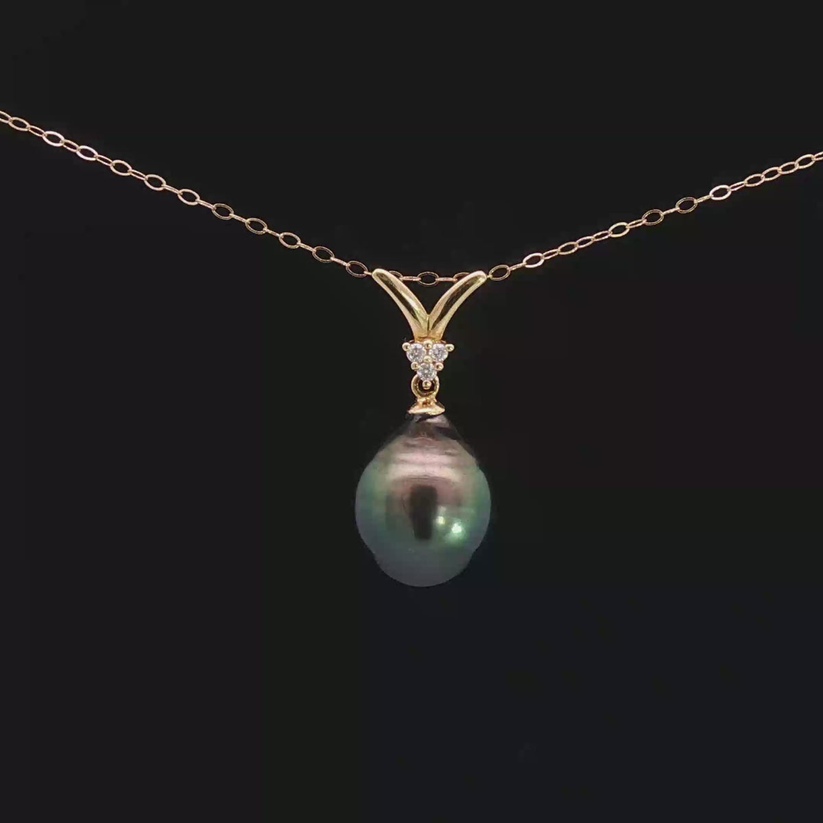Thaitian Pearl Y Pendant