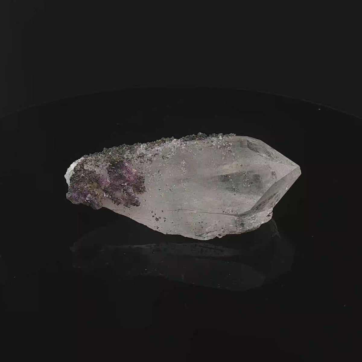 Fluorite, arsenopyrite on quartz