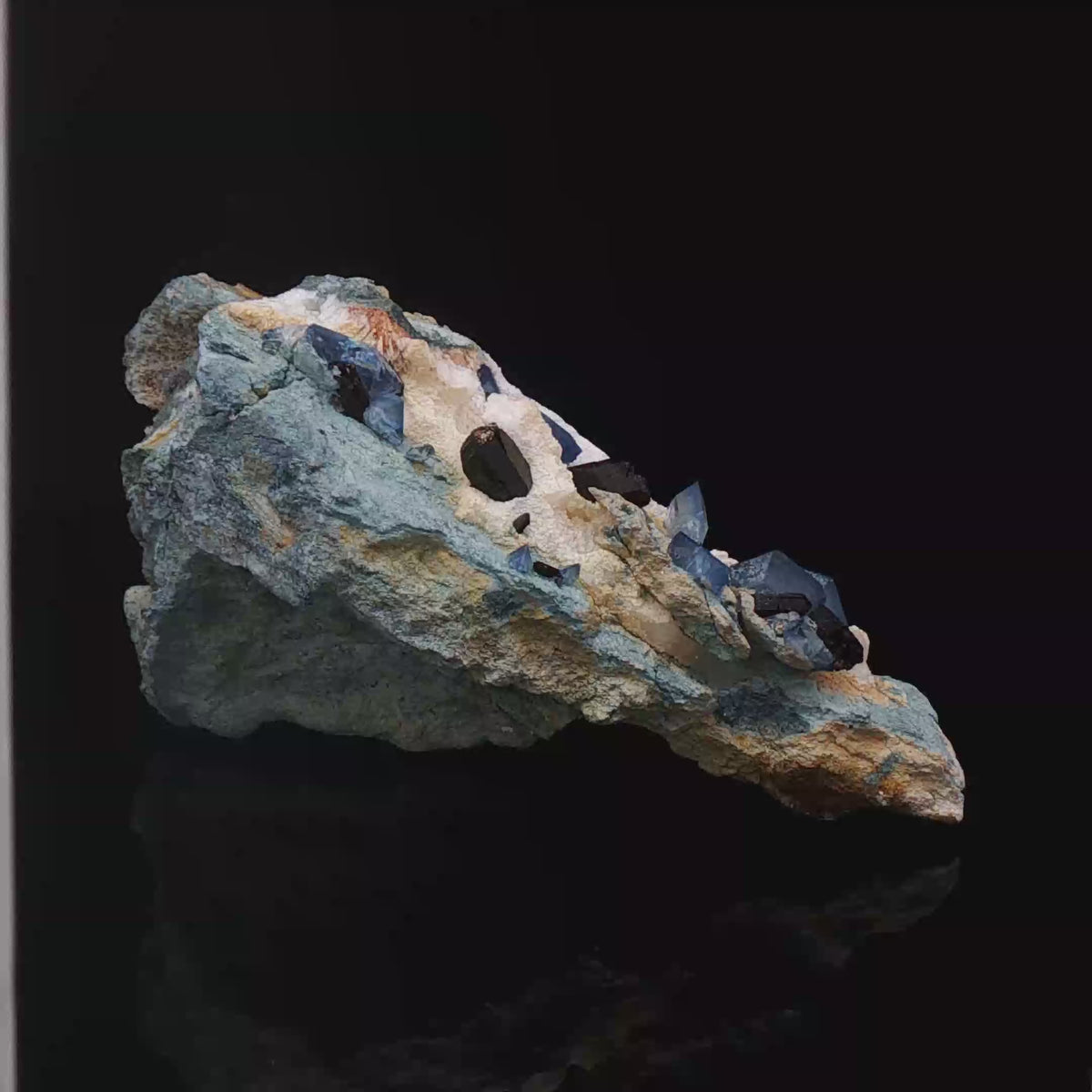 Benitoite